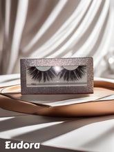 Load image into Gallery viewer, iSlay Mink Lashes